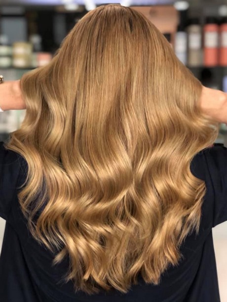Frisuren 2022 lang