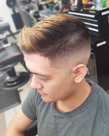Herren frisurentrends 2022