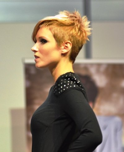 Neue kurzhaarfrisuren frauen 2022