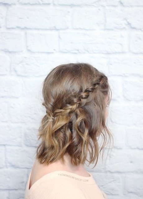 Flechtfrisuren einfach kurze haare