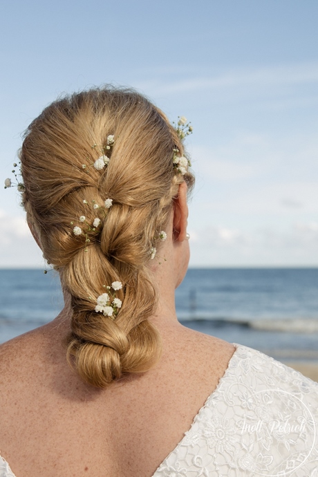 Strand hochzeit frisur