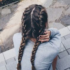 Eingeflochtene zöpfe - Schönheit und Pflege