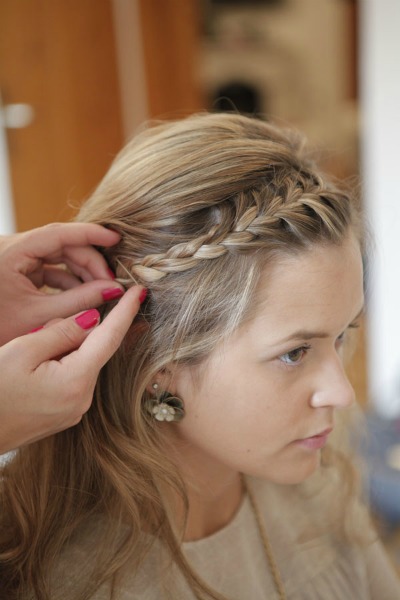 Haare auf einer seite geflochten