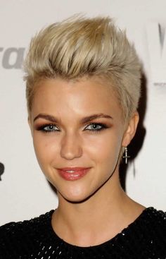 Trendfrisuren kurzhaar damen
