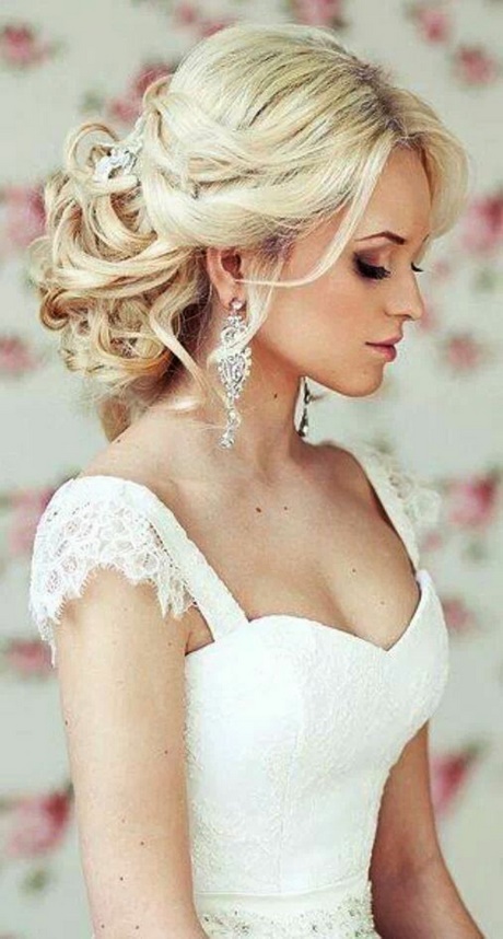 Brautfrisuren locken halb offen