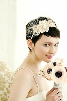 Hochzeitsfrisuren kurze haare mit perlen