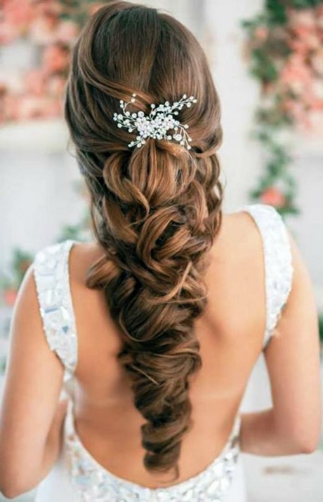 Lange haare hochzeit