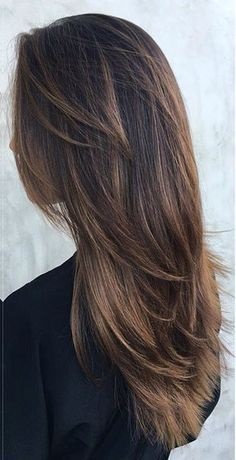 Stufenschnitt glatte lange haare