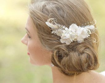 Blumen im haar hochzeit