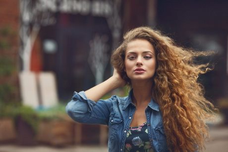 Frisuren für naturkrause locken