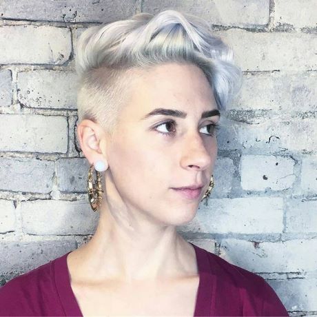 Kurzhaarfrisuren damen rundes gesicht brille