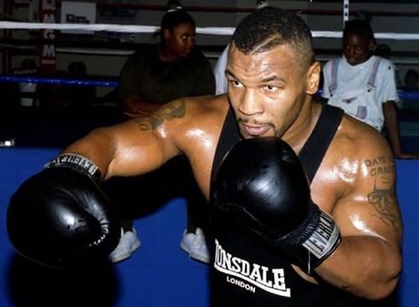 Mike tyson haarschnitt