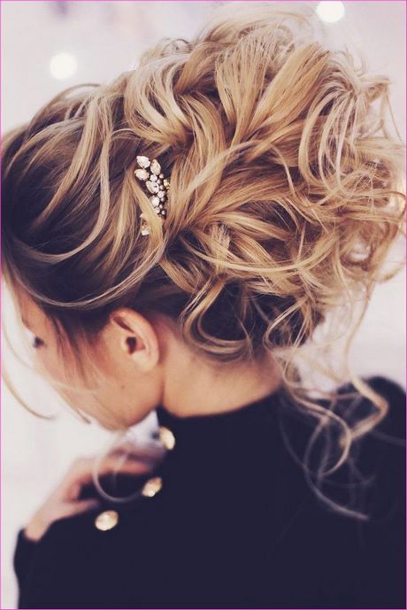 Frisuren Halblang Für Hochzeit : Frisuren Frisur Halb Hochzeitsfrisuren Halboffen Locken Hochzeit Brautfrisur Hochsteckfrisuren Hochgesteckt Zopf Hochsteckfrisur Offen Offene Brautfrisuren Hochstecken Kurze Diadem
