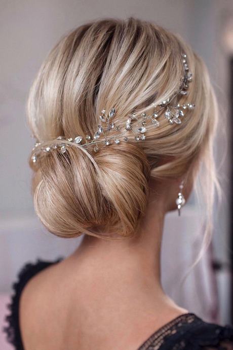 Seitlicher chignon