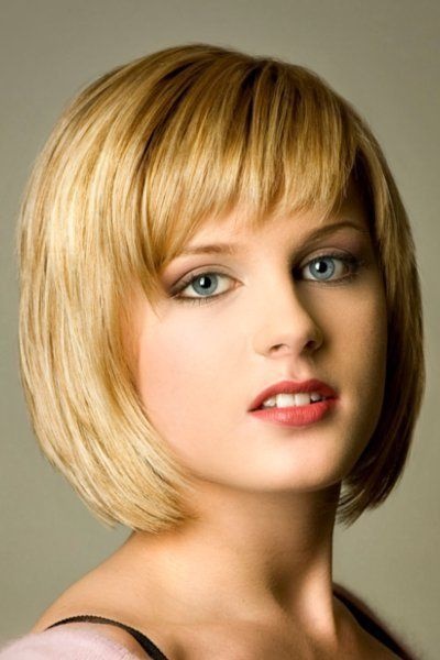 Frisuren blond mit pony