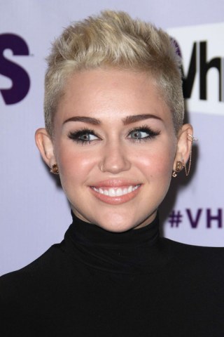 Miley cyrus frisur aktuell