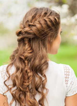 Trachten frisuren mittellange haare