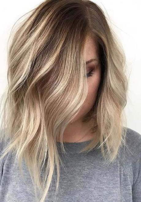 Blonde haare frisuren 2023