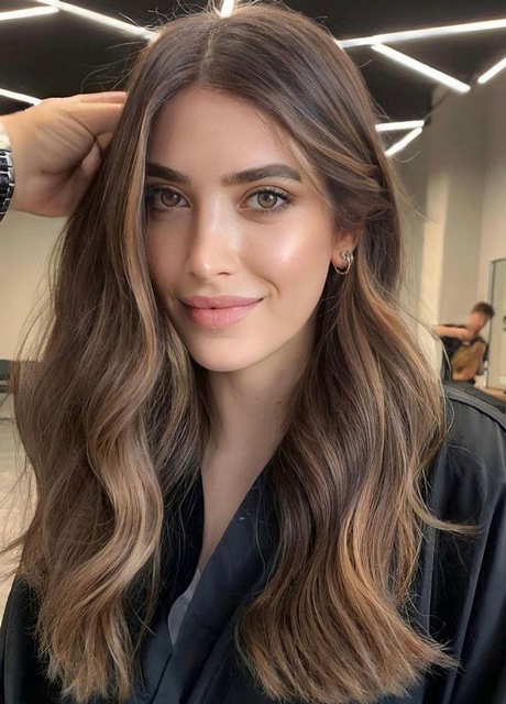 Brautfrisuren trends 2023