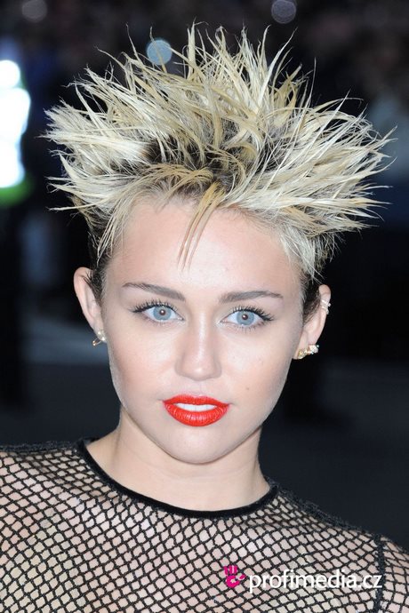 Miley cyrus frisur 2023
