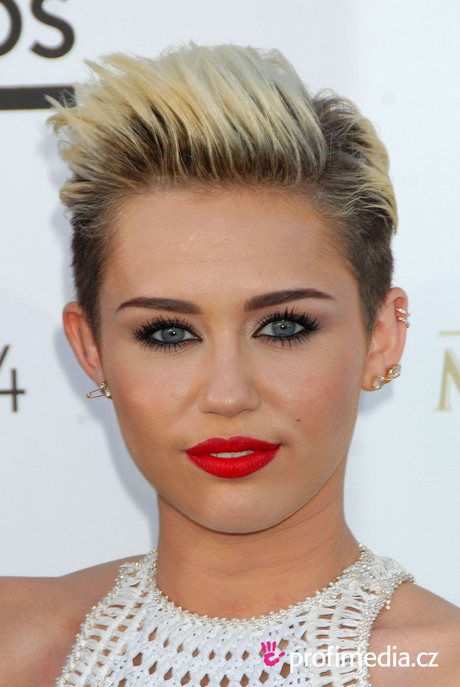 Miley cyrus frisur 2023