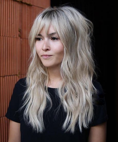Pony frisuren 2023 lange haare