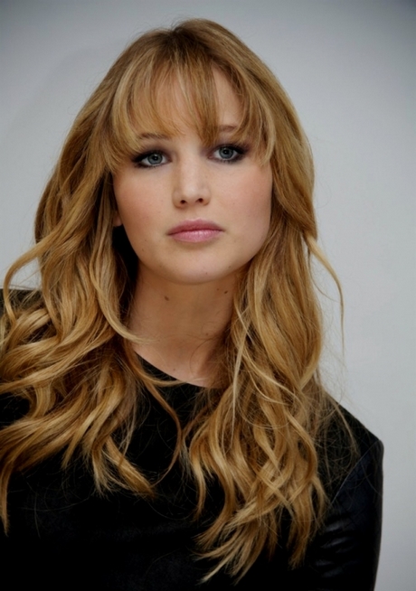 Pony frisuren 2023 lange haare